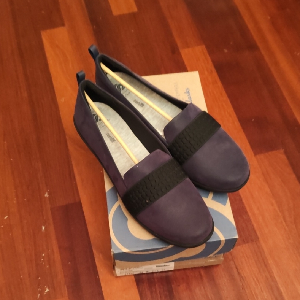 Clarks Wide Women's NIB Ayla Sloane Slip On